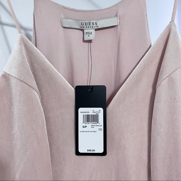 🆕 GUESS VELVET SLIP DRESS - Picture 3 of 6